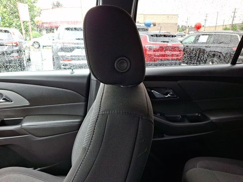 Certified 2023 Chevrolet Traverse LT image 14