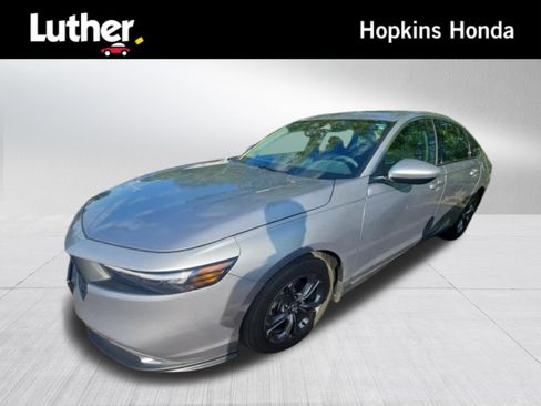 Used 2023 Honda Accord EX image 1