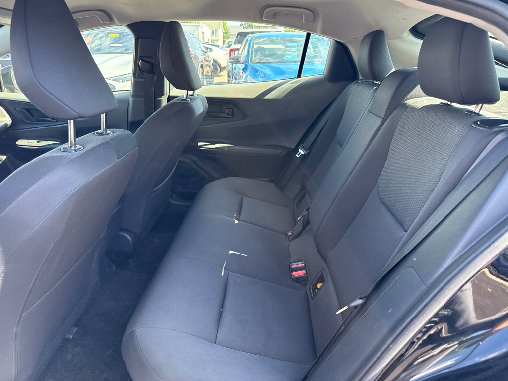 Used 2023 Toyota Prius LE FWD image 8