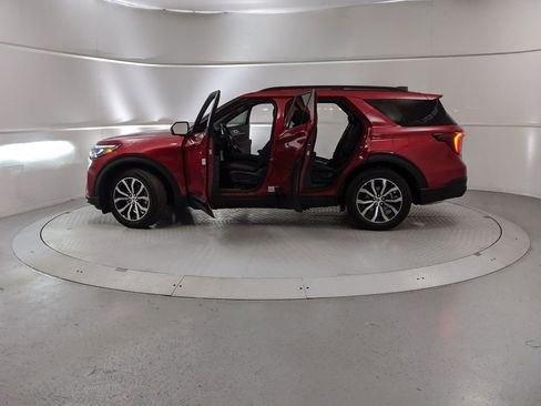 New 2026 Ford Explorer ST-Line w/ Premium Package image 11