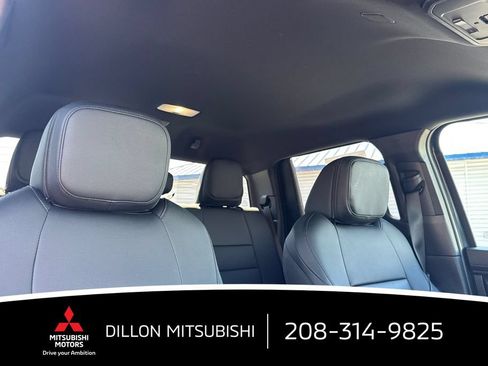 Used 2025 Toyota Tacoma TRD Sport AWD/4WD image 16