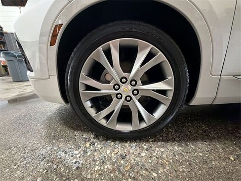 Used 2020 Chevrolet Blazer Premier w/ Driver Confidence II Package image 10