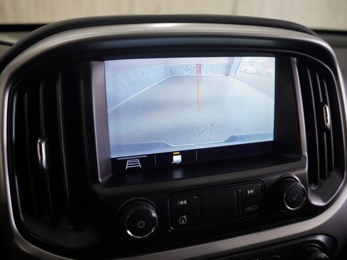 Used 2020 Chevrolet Colorado LT image 19