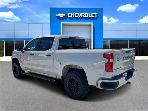 New 2026 Chevrolet Silverado 1500 Custom w/ LPO, Dark Essentials Package RWD image 5