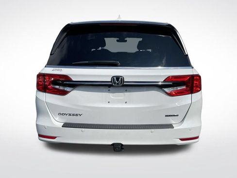 Used 2024 Honda Odyssey Touring image 4