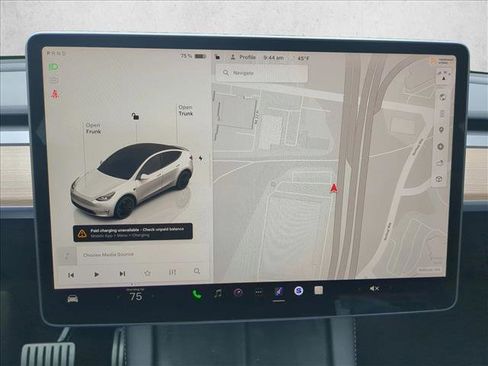 Used 2023 Tesla Model Y Performance image 14