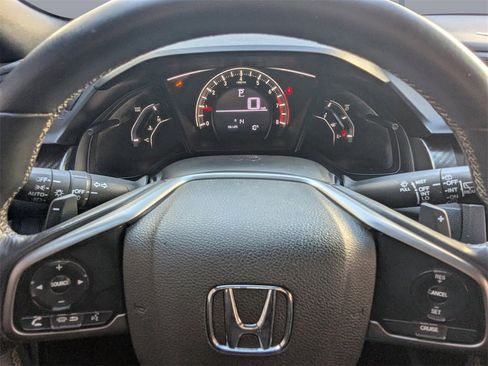 Used 2018 Honda Civic Sport image 26