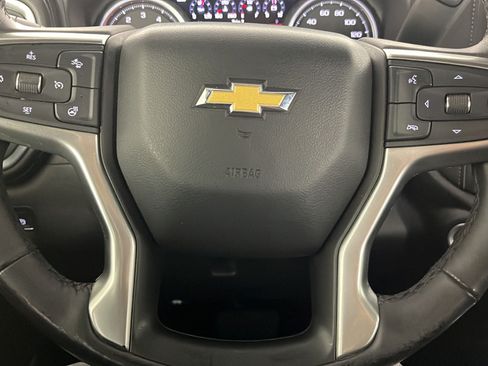 Used 2021 Chevrolet Silverado 1500 LTZ w/ Technology Package AWD/4WD image 24