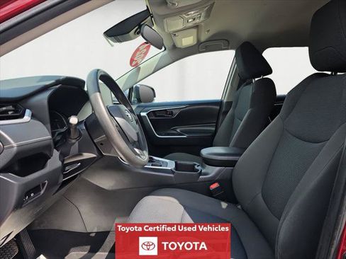 Certified 2024 Toyota RAV4 LE AWD/4WD image 11