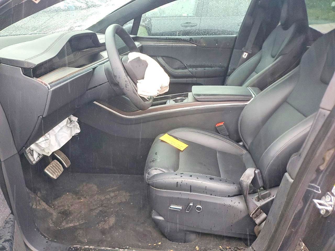 Used 2024 Tesla Model X AWD/4WD image 6