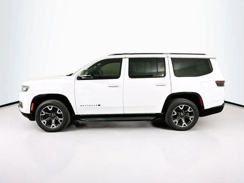 Used 2023 Jeep Wagoneer Series III w/ Preferred Equipment Group image 3