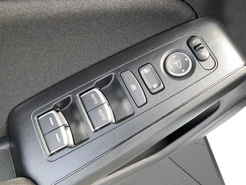 Certified 2025 Honda Civic Sport image 12