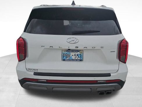 Used 2024 Hyundai Palisade Limited AWD/4WD image 5