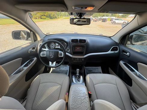 Used 2015 Dodge Journey American Value Package w/ Flexible Seating Group FWD image 14