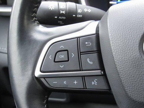 Certified 2021 Toyota Highlander XLE image 29