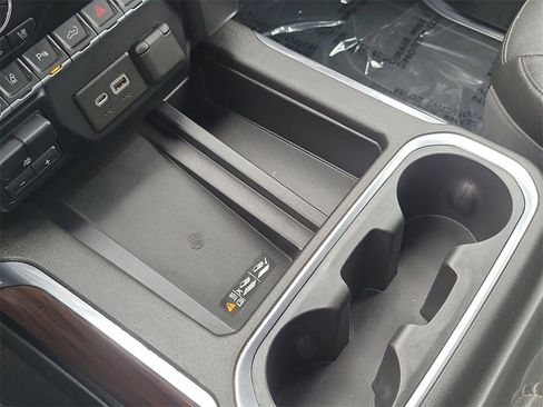 Used 2020 GMC Sierra 2500 SLT w/ SLT Premium Plus Package image 12