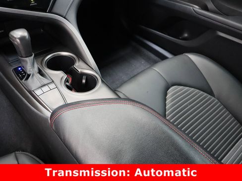 Used 2024 Toyota Camry SE image 17