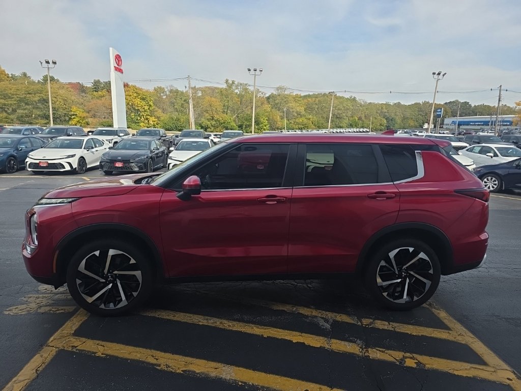 Used 2023 Mitsubishi Outlander SE AWD/4WD image 8