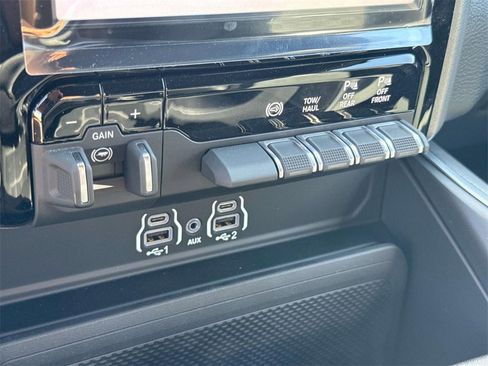 New 2025 RAM 2500 Big Horn image 37