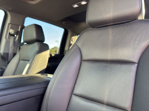 Certified 2023 Chevrolet Silverado 2500 LTZ w/ LTZ Premium Package image 19