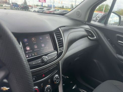 Used 2021 Chevrolet Trax LS w/ Tint and Cruise Package FWD image 28