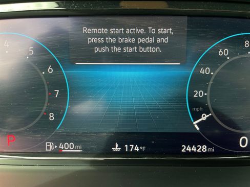 Used 2025 Volkswagen Atlas Cross Sport SE image 42