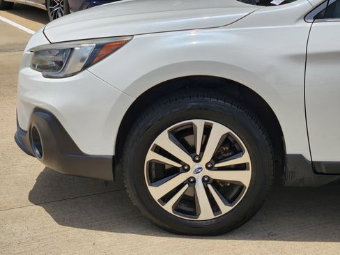 Used 2019 Subaru Outback 2.5i Limited AWD/4WD image 8