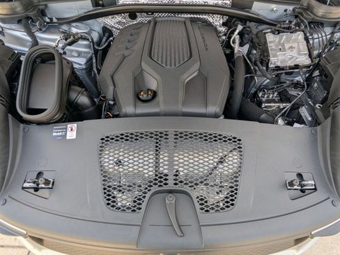 New 2026 Porsche Macan image 28