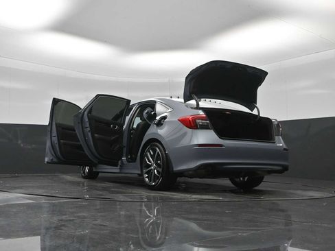 Used 2022 Honda Civic Touring image 37