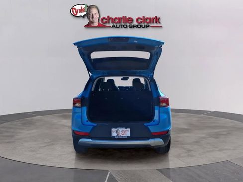 Used 2025 Chevrolet TrailBlazer LT image 5