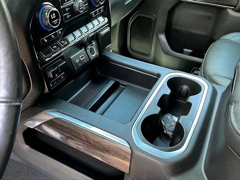 Certified 2021 Chevrolet Silverado 1500 LTZ image 16