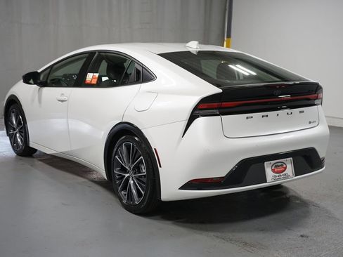 Certified 2025 Toyota Prius image 6