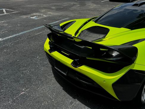 Used 2018 McLaren 720S Luxury RWD image 8