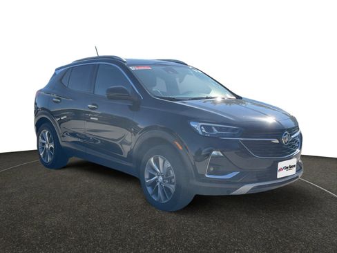 Used 2022 Buick Encore GX Essence w/ Advanced Technology Package image 8