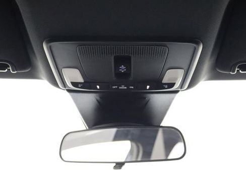 Used 2025 Honda Civic Sport Touring image 22