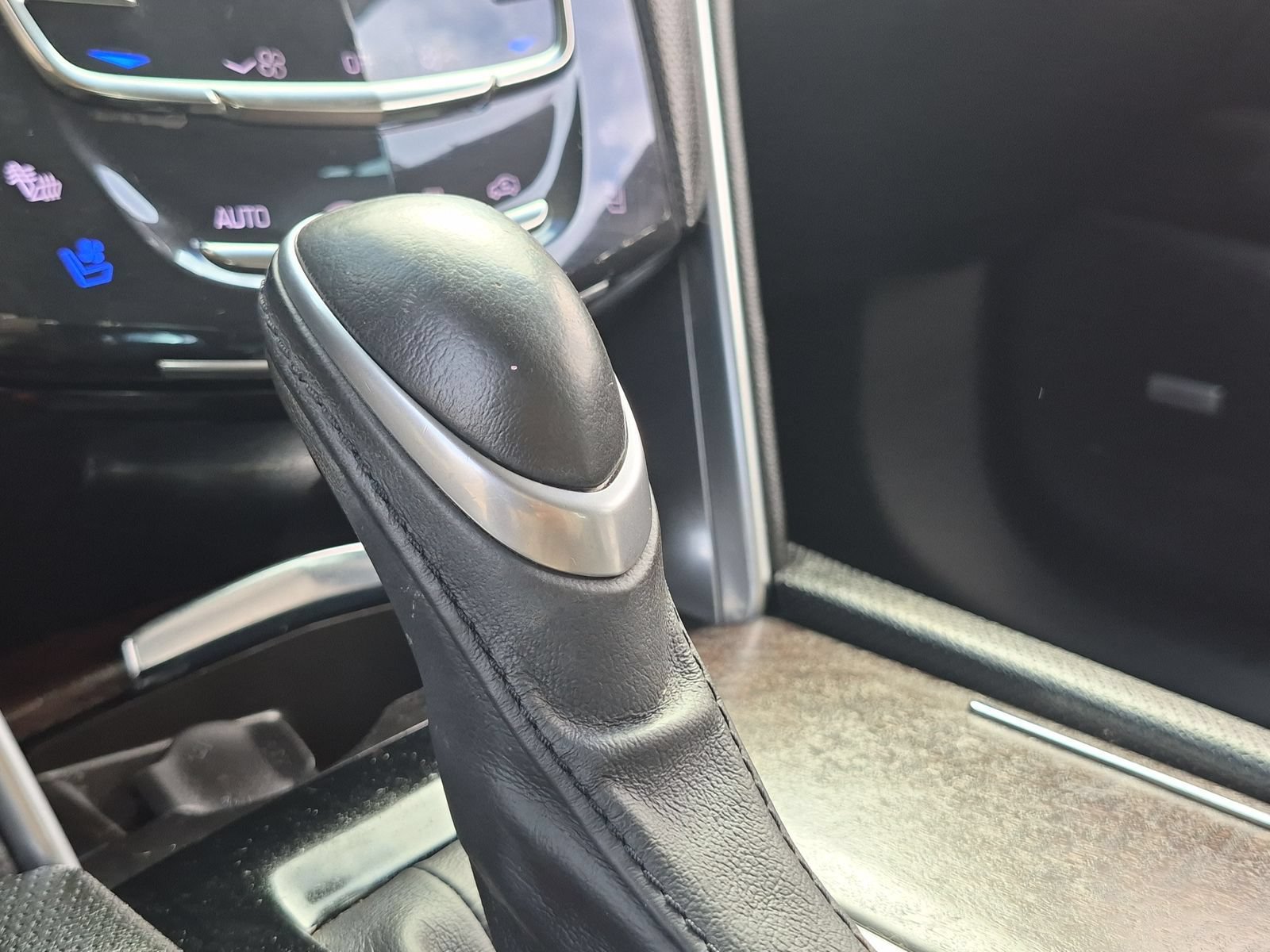 Used 2018 Cadillac XTS Luxury w/ Driver Awareness Package AWD/4WD image 29