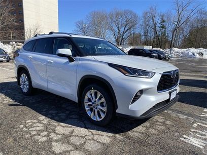 New 2026 Toyota Highlander Limited
