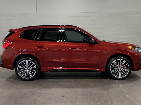 Used 2026 BMW X1 xDrive28i w/ Technology Package image 9