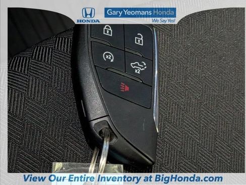 Used 2025 Chevrolet Silverado 1500 Custom Trail Boss AWD/4WD image 32