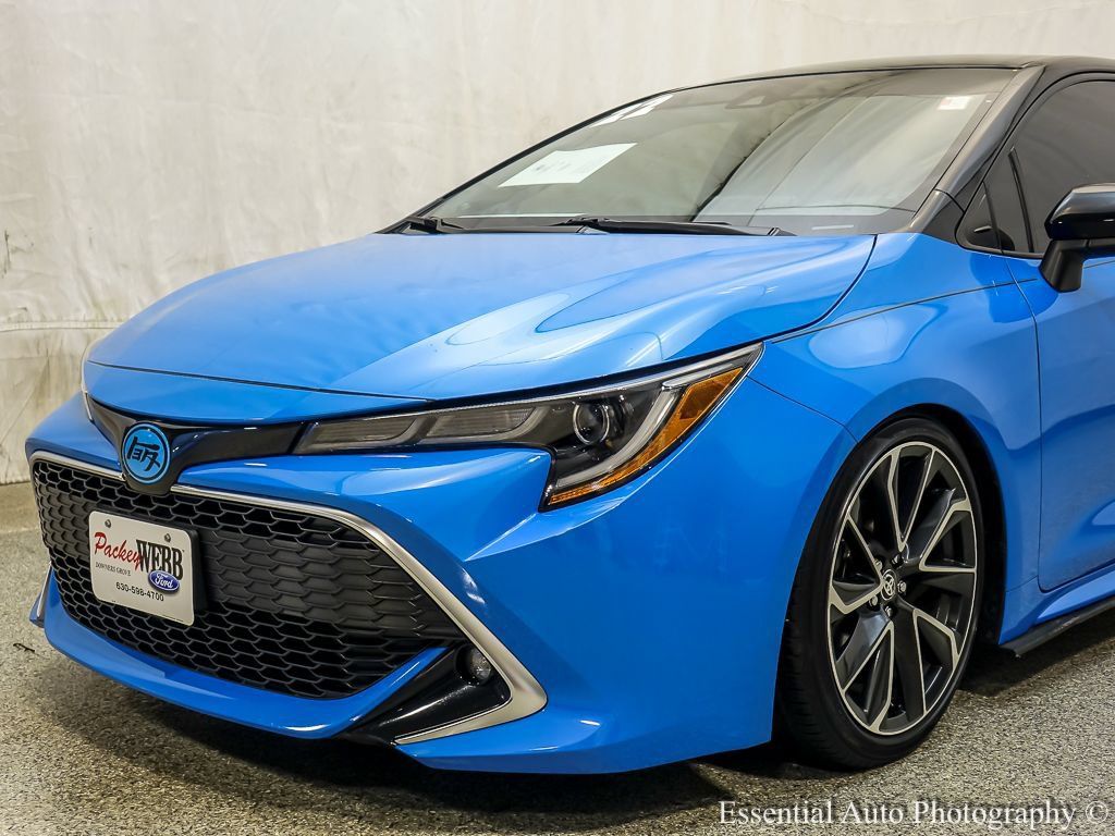 Used 2022 Toyota Corolla XSE FWD image 3