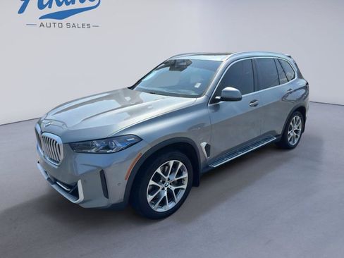 Used 2024 BMW X5 sDrive40i w/ Premium Package RWD image 1