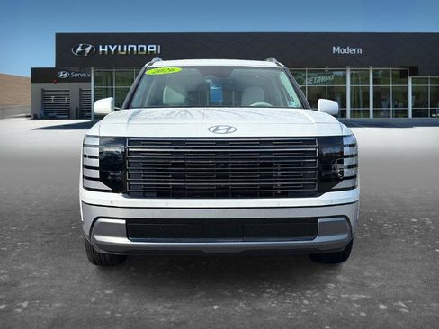 Certified 2026 Hyundai Palisade Limited AWD/4WD image 2