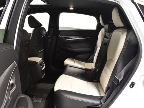 Certified 2025 INFINITI QX55 Luxe w/ Cargo Package image 28