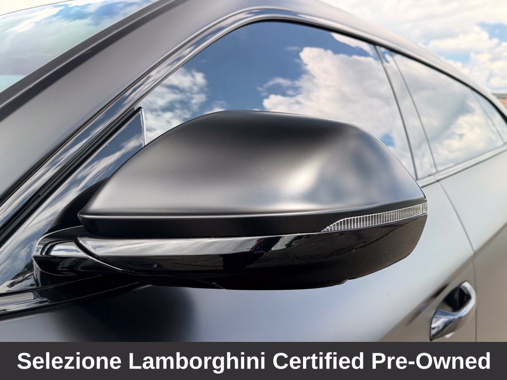 Used 2024 Lamborghini Urus S AWD/4WD image 11