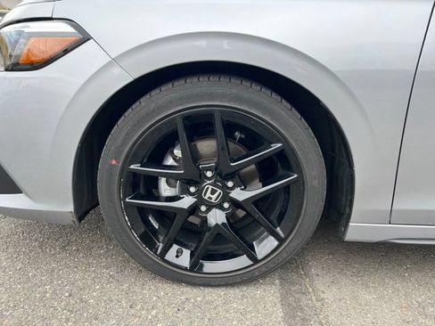 Used 2023 Honda Civic Sport image 10