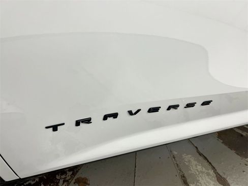 New 2026 Chevrolet Traverse RS w/ LPO, Floor Liner Package image 28