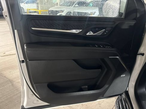 Used 2024 GMC Yukon Denali RWD image 10