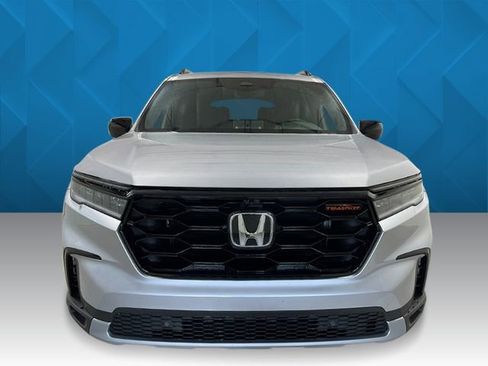 New 2025 Honda Pilot TrailSport image 10