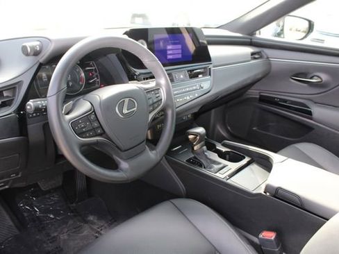 Certified 2024 Lexus ES 350 w/ Premium Package image 12