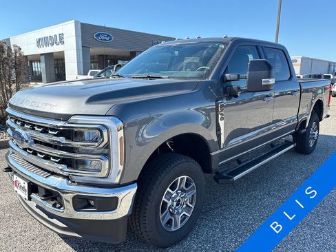 New 2026 Ford F250 Lariat w/ FX4 Off-Road Package AWD/4WD image 4